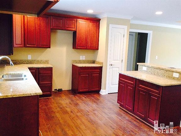 3rd image of 1065 Fillmore Road