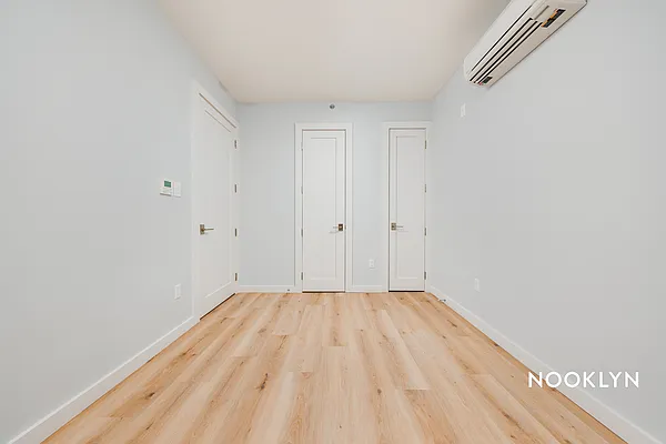 Rented by Nooklyn NYC LLC | media 17