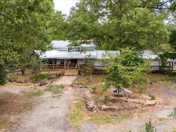 241 Natures Trl, Forsyth, GA 31029