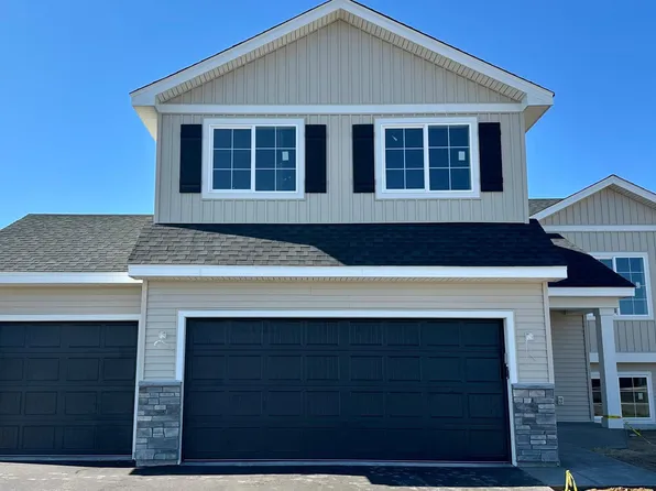 1518 Raccoon Ln, New Richmond, WI 54017