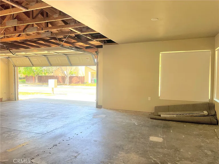 2826 San Ramon Dr — Photo 18