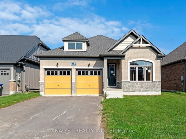 254 Duncan St, Clearview, ON L0M 1S0