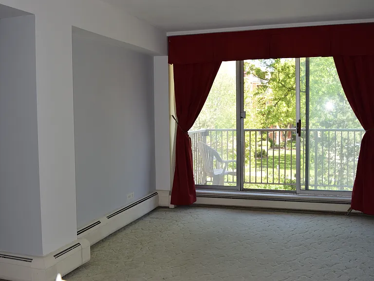 2211 S Stewart Ave #3D — Photo 10