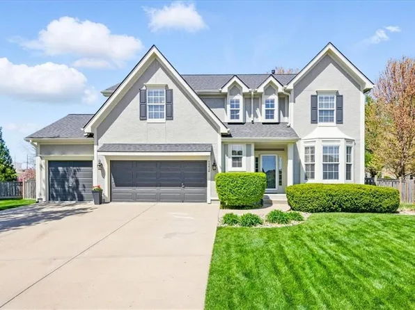 13424 W 138th St, Overland Park, KS 66221