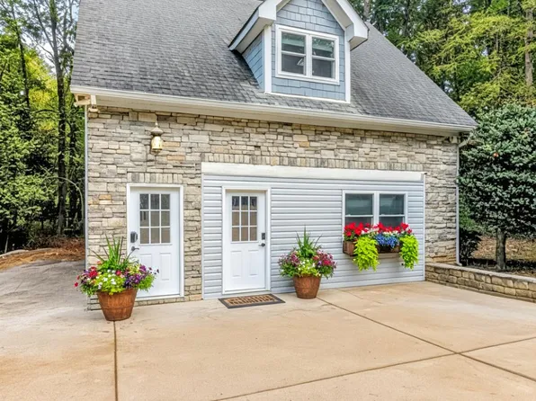 14625 Phillips Rd #2, Matthews, NC 28105