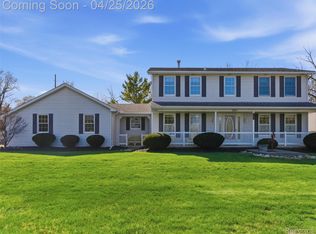39001 Chartier St, Harrison Township, MI 48045