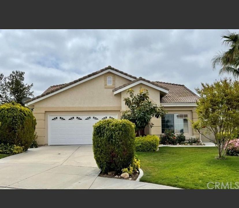 1st image of 45093 Corte Valle