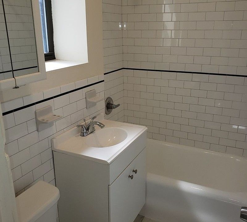 2nd image of 28-15 34th St #3I