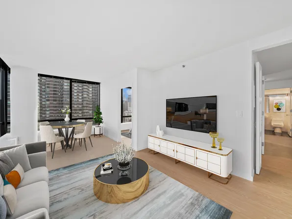 420 East 61st Street 11L image 2 of 18