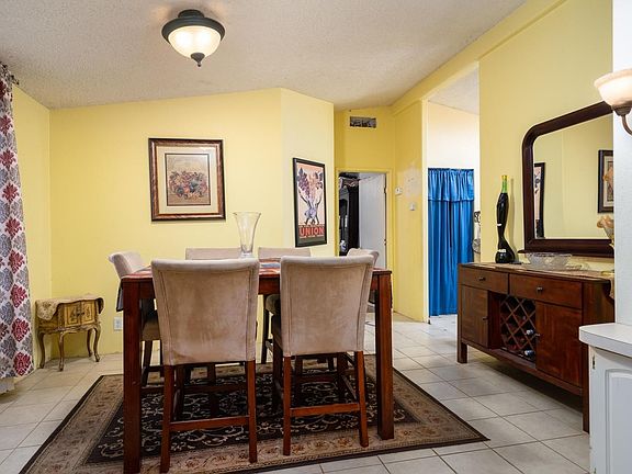 4th image of 2901 Parkway Dr Spc 5