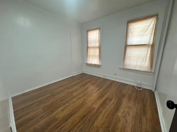 176-01 93rd Avenue image 4 of 22