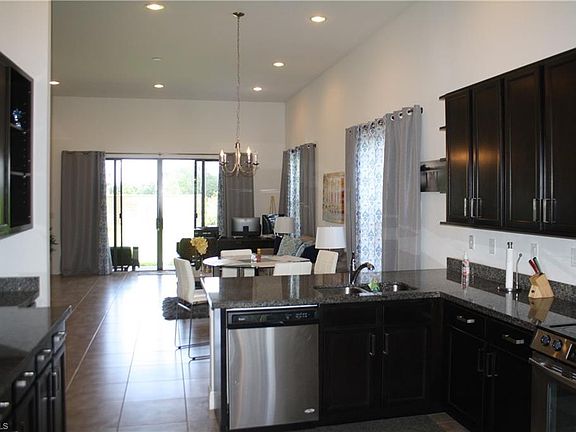 4th image of 5013 Iron Horse Way