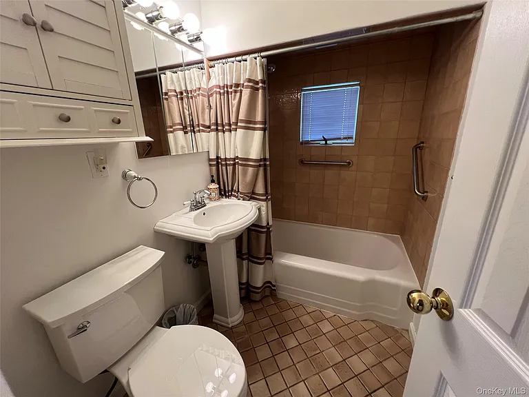 54 Edgewood Main St #MAIN ST — Photo 11