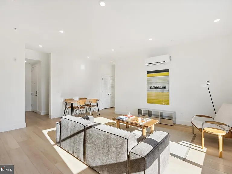 2406 Frankford Ave #21 — Photo 13