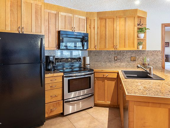 4th image of 310 Ironhorse Way #3104