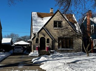 4249 S Burrell St, Milwaukee, WI 53207