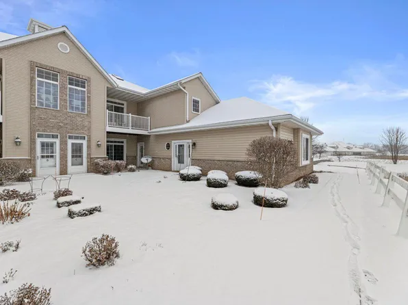 1613 Grey Fox TRAIL #G, Mukwonago, WI 53149