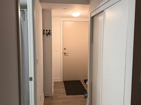 20 Meadowglen Pl