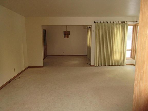 3725 Sherrie Lane Front RoomCarol Hawes