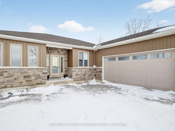 9128 Indian Hills Trl W, Lambton Shores, ON N0N 1J2