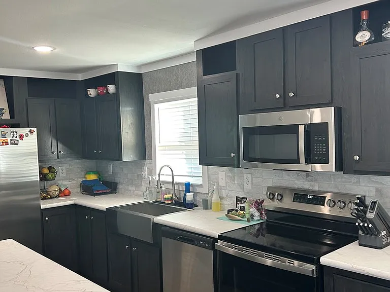 348 Remington Dr — Photo 16