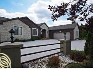 7066 Seven Mile Rd, South Lyon, MI 48178