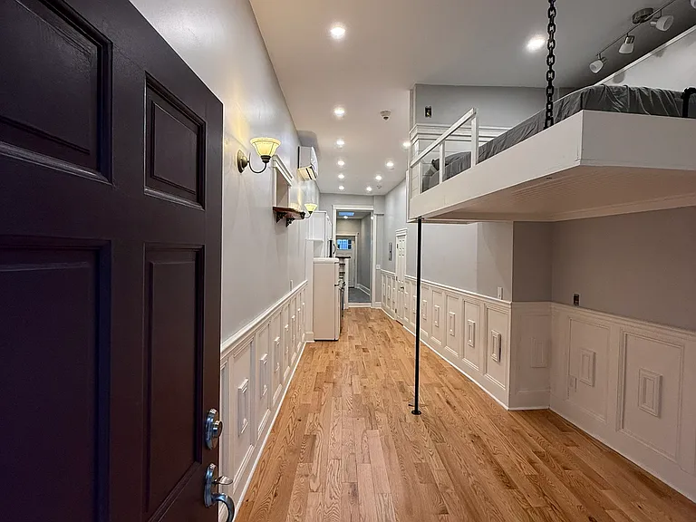484 Broadway St #1 — Photo 19