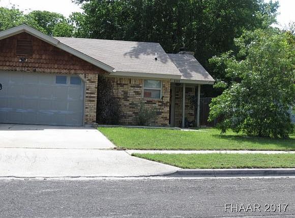1st image of 230 Bridle Dr
