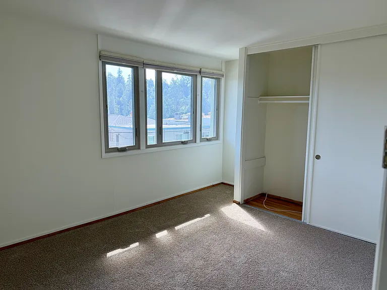 6514 Lucas Ave #B — Photo 10