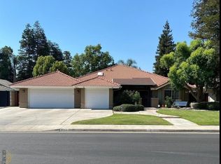 8600 Bridlewood Ln, Bakersfield, CA 93311