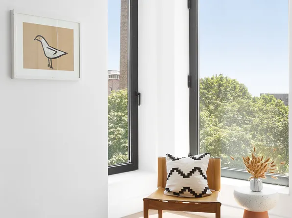 111 Montgomery Street image 3 of 12