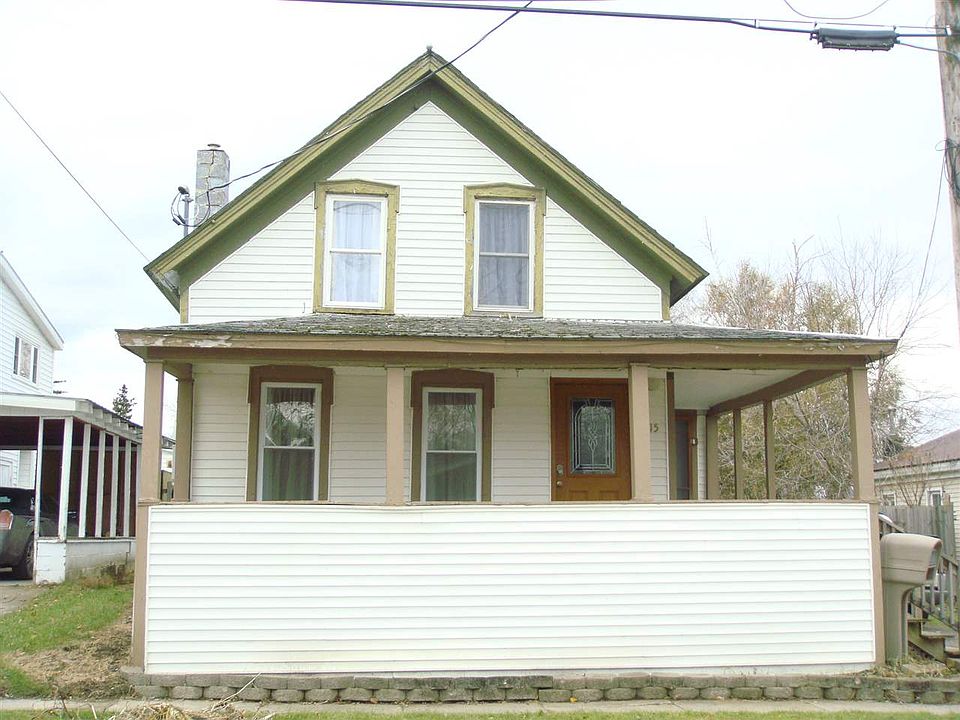 1st image of 415 Grant St