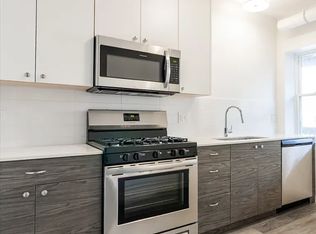 1701 W Glenlake Ave, Chicago, IL 60660