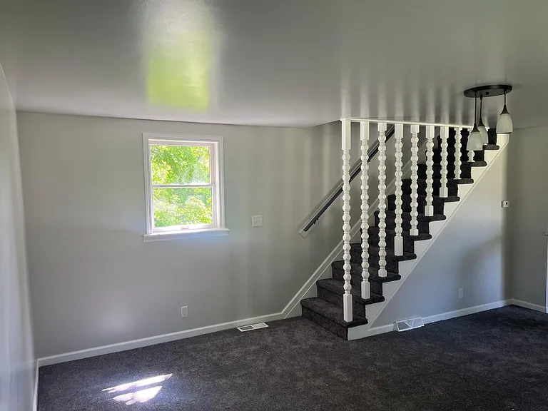 669 Old Frame Rd — Photo 4
