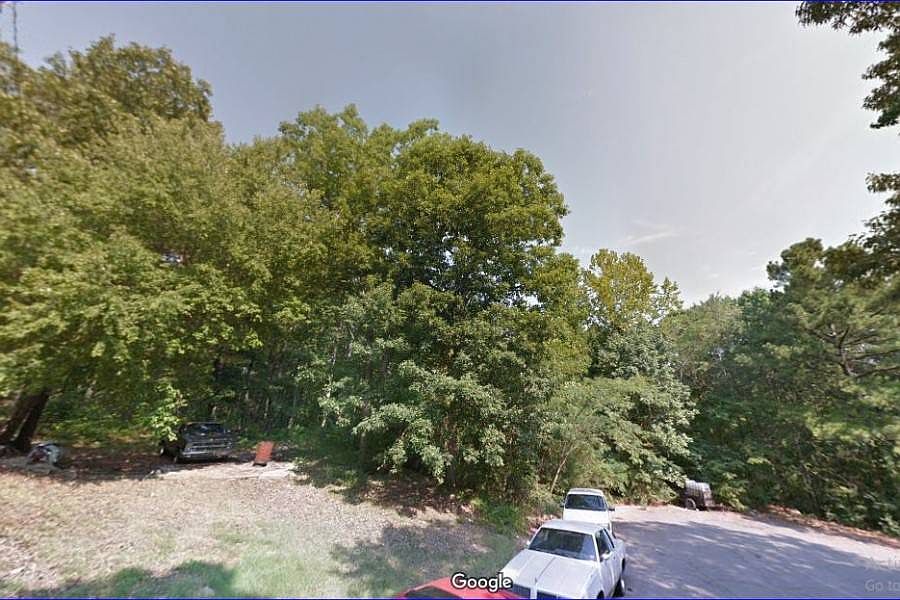 2nd image of Singleton Ct