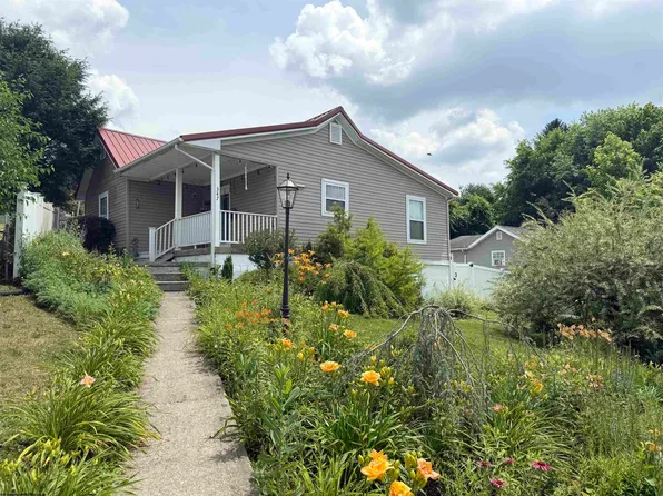 347 Bradley Ct, Fairmont, WV 26554