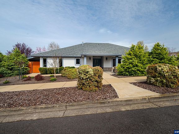 2nd image of 1115 Skookum Dr