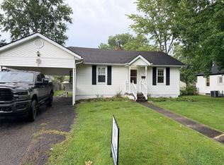 321 S 3rd St, Marion, IL 62959