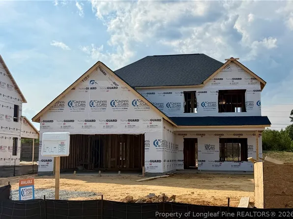 320 Steelwood St, Raeford, NC 28376