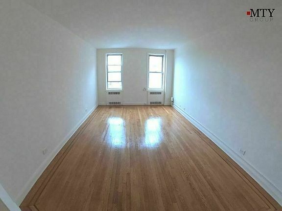 3rd image of 9216 Whitney Ave APT 508