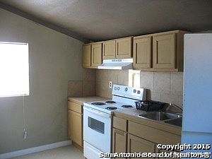 5th image of 2222 & 2224 S LAREDO ST