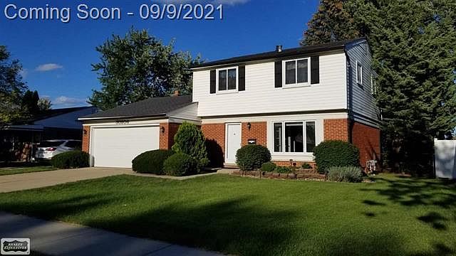 1st image of 30806 Woodmont Dr