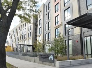 The Burnham at Woodlawn Park, Chicago, IL 60637