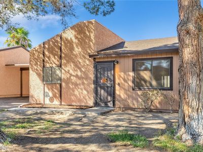 1802 Marathon Dr, Las Vegas, NV, 89108