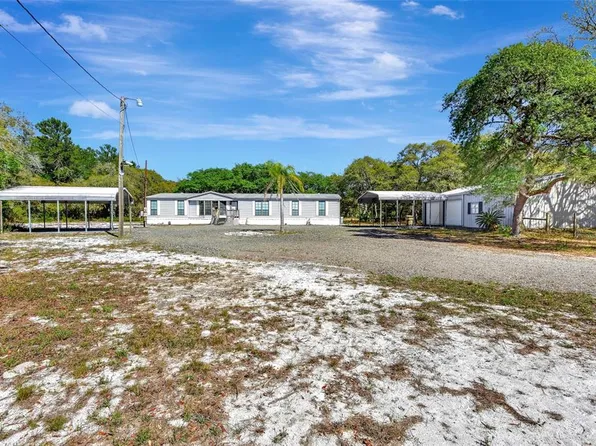 43744 East Rd, Paisley, FL 32767