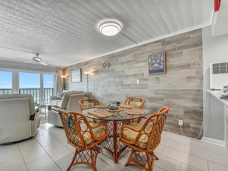 7310 Seawall Blvd #605 — Photo 9