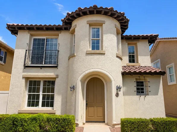 838 S Huish Dr, Gilbert, AZ 85296