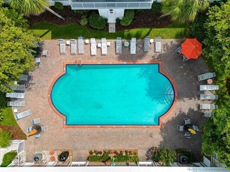 1st image of 400 S Cypress Rd APT 424