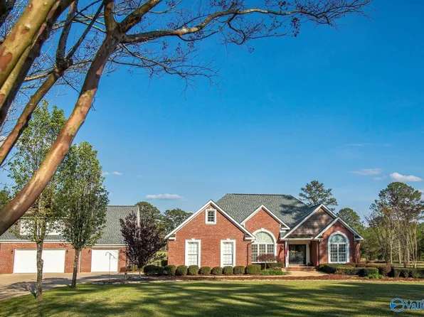 2175 Bradley Ave, Gadsden, AL 35903