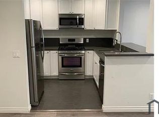 6212 Fulton Ave #104, Van Nuys, CA 91401
